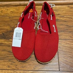 BRAND NEW WOMANS NAUTICA SHOES SIZE 9.5! NWT. SMOKE FREE HOME.